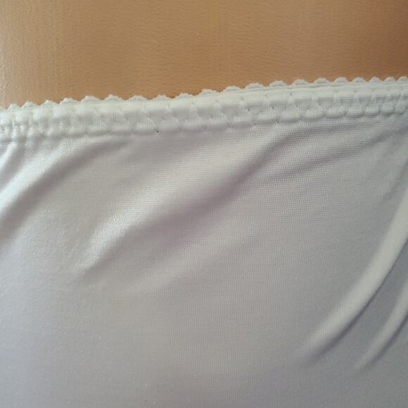 VTG HANES HER WAY Light Control SHINY WHITE SATIN Granny Shapewear 0500 PLUS 3X - Picture 2 of 10